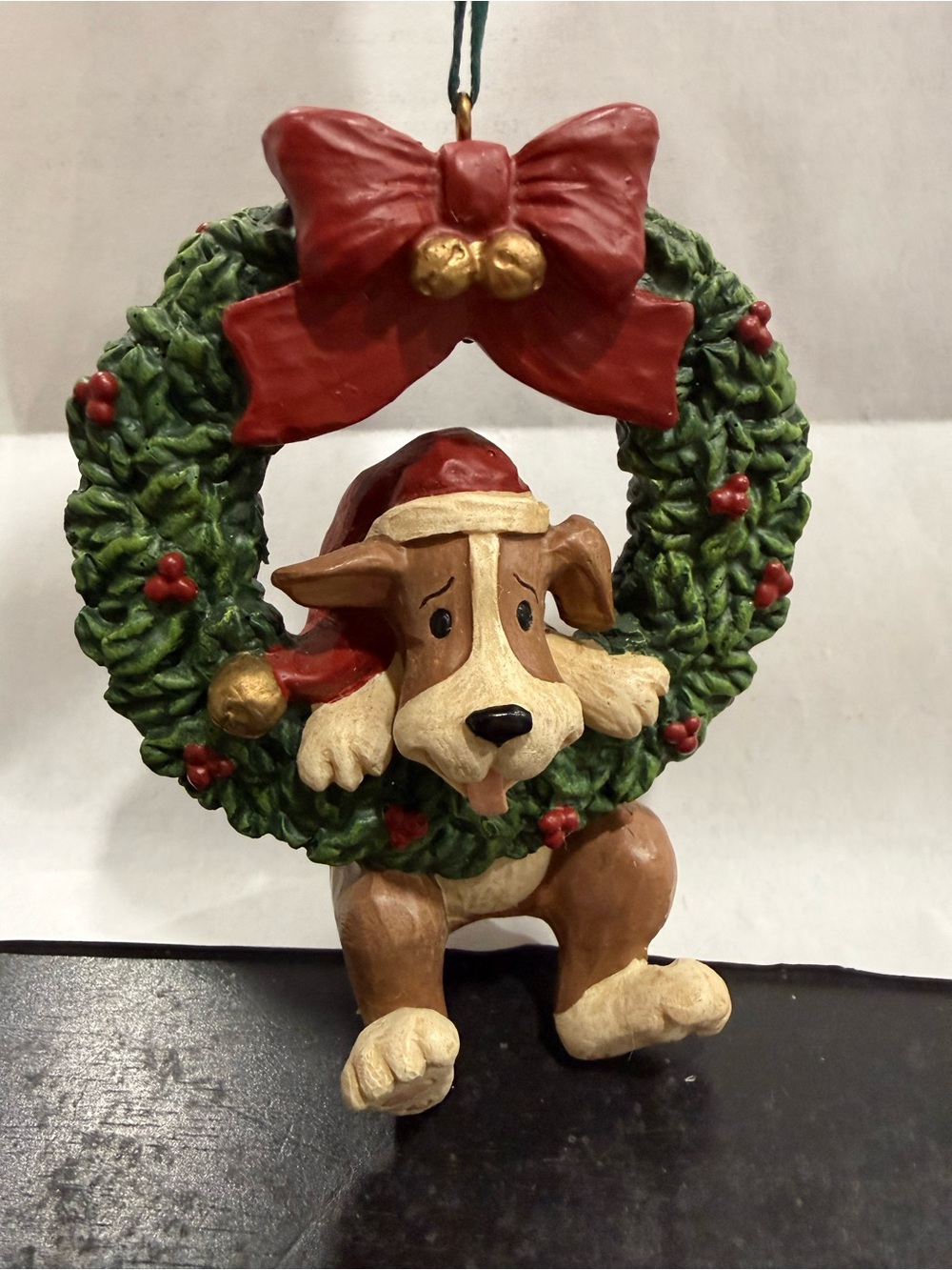 Vintage 1999 FIGI Resin Christmas Ornament Boxer Dog Pup Wreath Bow Santa Hat 4"